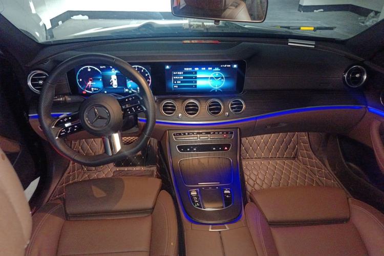 Used Mercedes-Benz E-Class 2022 Second Facelift E 260 L Sport Edition Center Console