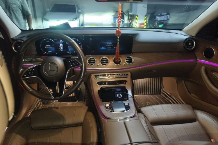 Used Mercedes-Benz E-Class 2022 Updated E 300 L Stylish Edition Center Console