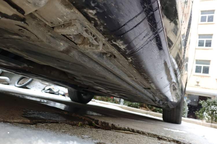 Used Mercedes-Benz E-Class 2022 Updated E 260 L Chassis Front Left