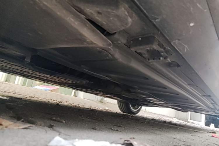 Used Mercedes-Benz E-Class 2022 Revised E 300 L Sporty and Stylish Edition Chassis Front Left