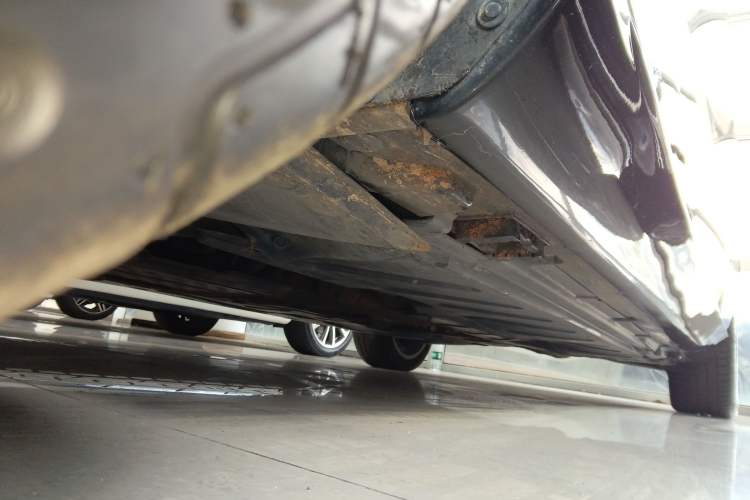 Used Mercedes-Benz E-Class 2022 Second Facelift E 300 L Luxury Edition Chassis Front Left