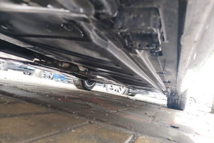 Used Mercedes-Benz E-Class 2022 Revised Version E 300 L Fashion Edition Chassis Front Left
