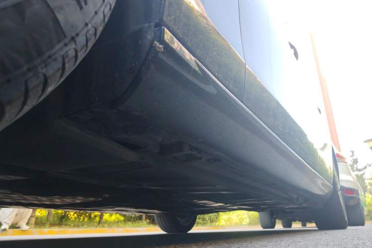 Used Mercedes-Benz E-Class 2022 Updated E 300 L Luxury Edition Chassis Front Left