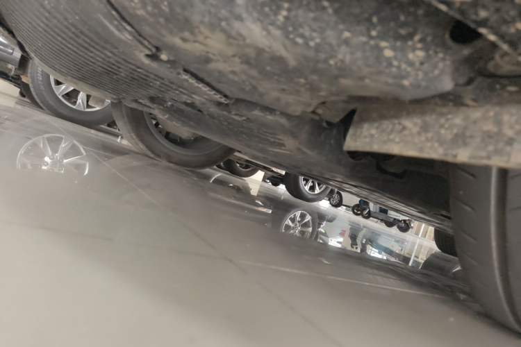 Used Mercedes-Benz E-Class 2022 Second Facelift E 260 L Chassis Front Left