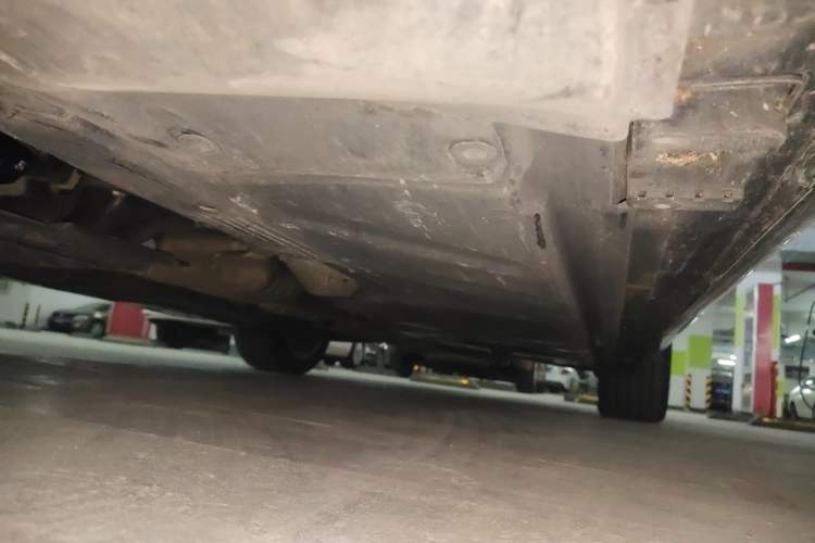 Used Mercedes-Benz E-Class 2022 Updated E 300 L Luxury Edition Chassis Front Left