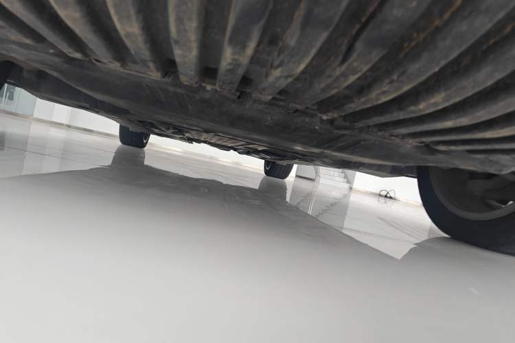 Used Mercedes-Benz E-Class 2022 Updated E 300 L Luxury Edition Chassis Front