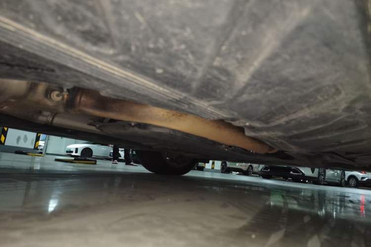 Used Mercedes-Benz E-Class 2022 Updated E 300 L Stylish Edition Chassis Front Right