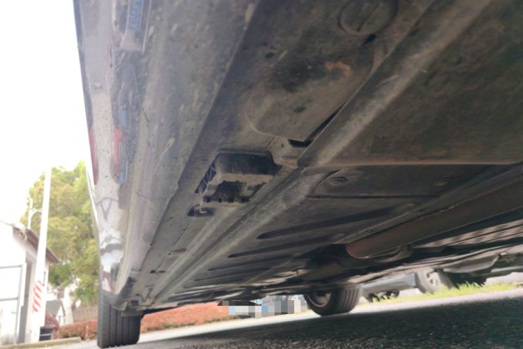Used Mercedes-Benz E-Class 2022 Updated E 260 L Chassis Front Right