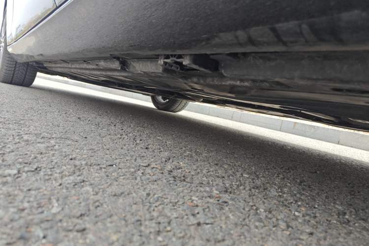 Used Mercedes-Benz E-Class 2022 E 260 L 4MATIC Chassis Rear Left