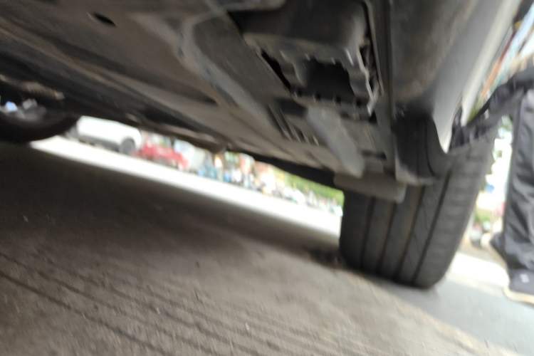 Used Mercedes-Benz E-Class 2022 Updated E 300 L Luxury Edition Chassis Rear Left