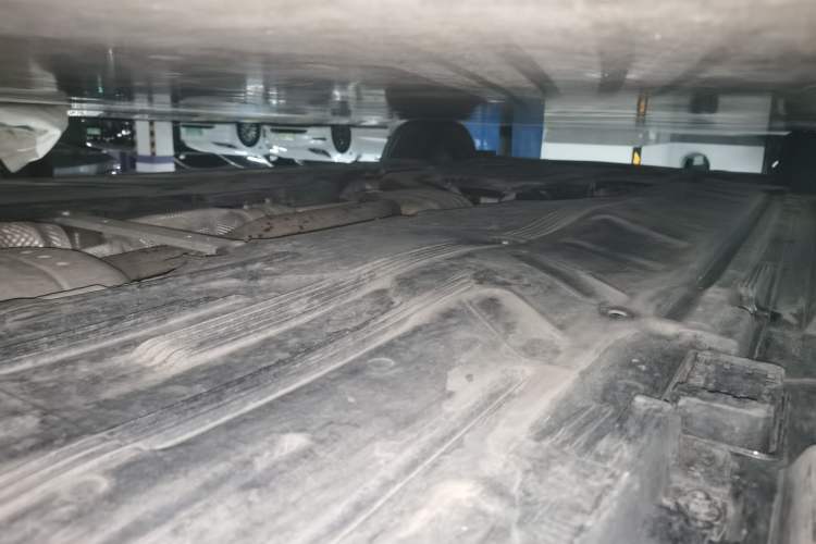 Used Mercedes-Benz E-Class 2022 E 260 L Sport Edition Chassis Rear Left
