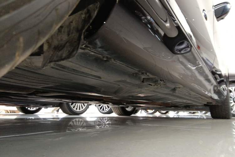 Used Mercedes-Benz E-Class 2022 Second Facelift E 300 L Luxury Edition Chassis Rear Right