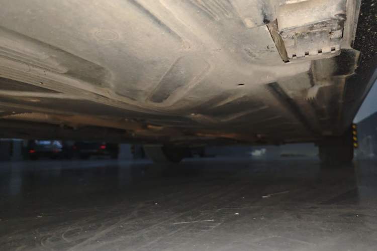 Used Mercedes-Benz E-Class 2022 E 300 L Premium Edition Chassis Rear Right