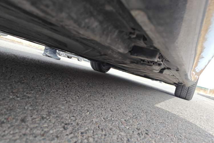 Used Mercedes-Benz E-Class 2022 E 260 L 4MATIC Chassis Rear Right
