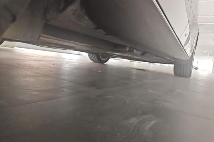 Used Mercedes-Benz E-Class 2022 Second Facelift E 300 L Luxury Edition Chassis Rear Right