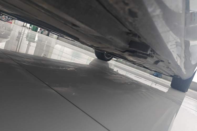 Used Mercedes-Benz E-Class 2022 Updated E 300 L Luxury Edition Chassis Rear Right