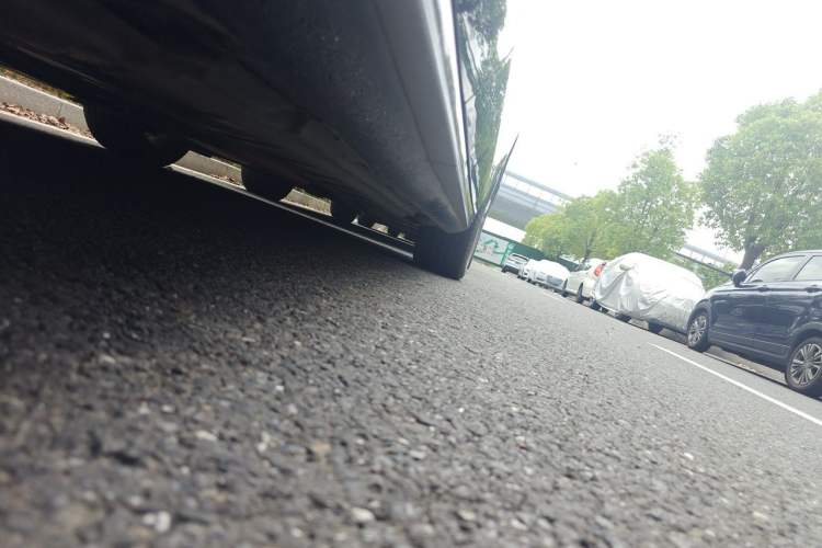 Used Mercedes-Benz E-Class 2022 E 300 L Sporty and Stylish Model Chassis Rear Right