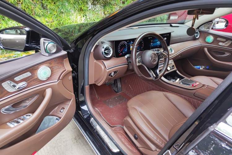 Used Mercedes-Benz E-Class 2022 Revised Version E 300 L Luxury Edition Driver Seat