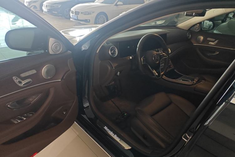 Used Mercedes-Benz E-Class 2022 Second Facelift E 300 L Fashion Edition Driver Seat