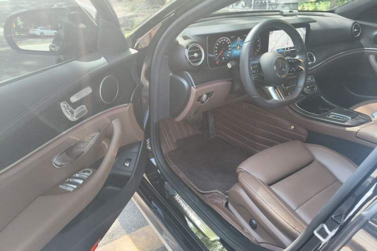 Used Mercedes-Benz E-Class 2022 Revised E 300 L Sporty and Stylish Edition Driver Seat
