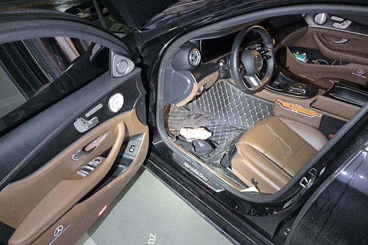 Used Mercedes-Benz E-Class 2022 E 300 L Sport Luxury Edition Driver Seat