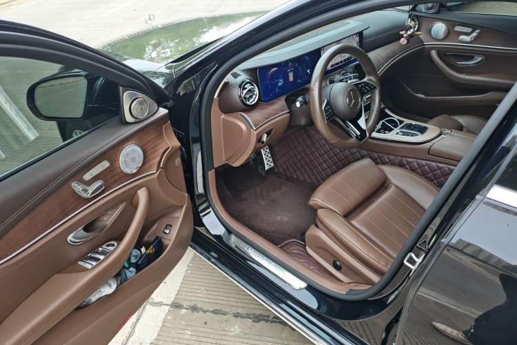 Used Mercedes-Benz E-Class 2022 Updated E 300 L Stylish Edition Driver Seat