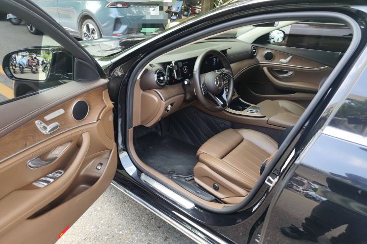 Used Mercedes-Benz E-Class 2022 E 260 L Driver Seat