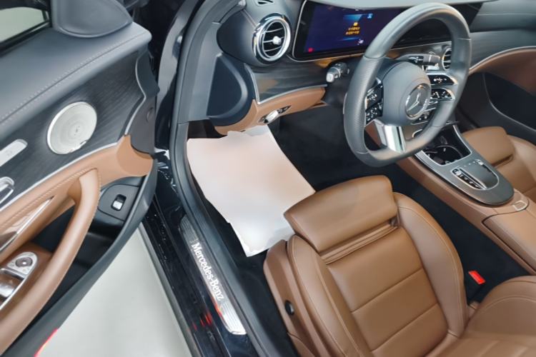Used Mercedes-Benz E-Class 2022 Second Facelift E 300 L Sport Luxury Edition Driver Seat