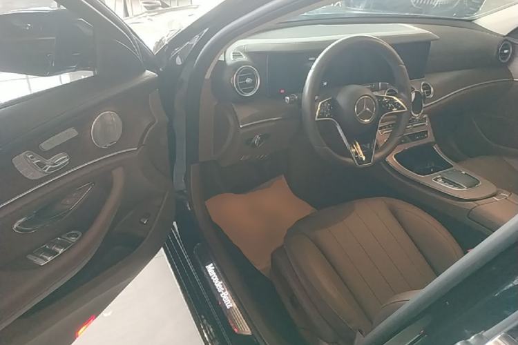 Used Mercedes-Benz E-Class 2022 Revised Version E 300 L Luxury Edition Driver Seat