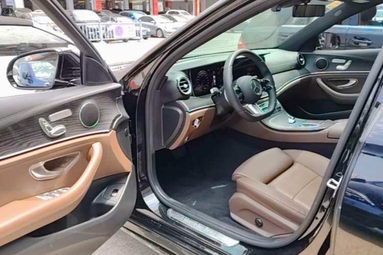 Used Mercedes-Benz E-Class 2022 Revised E 300 L Sporty and Stylish Edition Driver Seat