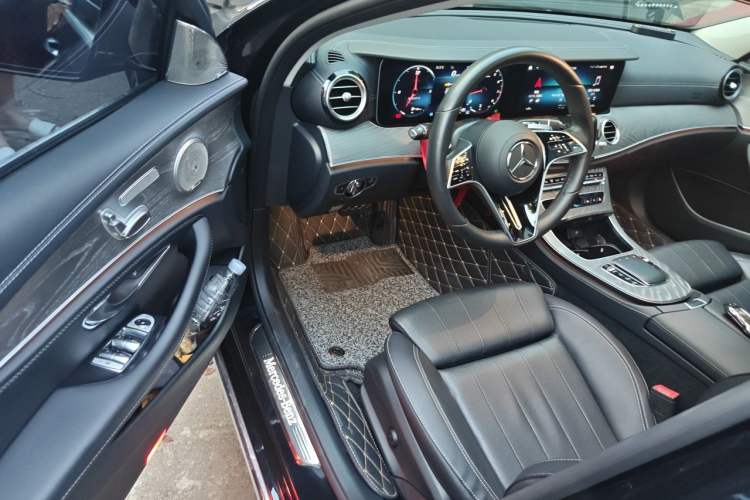 Used Mercedes-Benz E-Class 2022 E 260 L Driver Seat