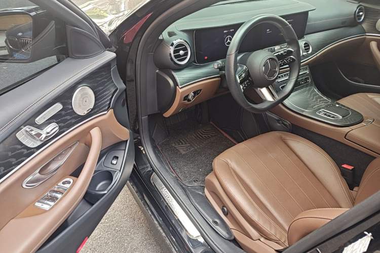 Used Mercedes-Benz E-Class 2022 E 300 Stylish Sports Edition Driver Seat