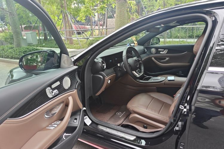 Used Mercedes-Benz E-Class 2022 Revised Version E 300 L Sport Luxury Edition Driver Seat