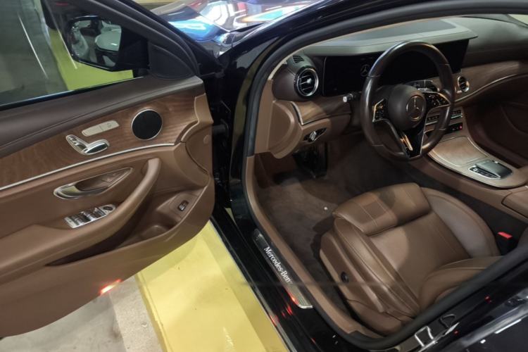 Used Mercedes-Benz E-Class 2022 E 260 L Driver Seat