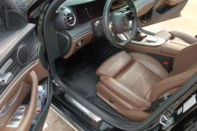 Used Mercedes-Benz E-Class 2022 Revised E 300 L Sporty and Stylish Edition Driver Seat
