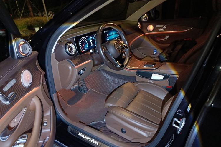 Used Mercedes-Benz E-Class 2022 Updated E 300 L Luxury Edition Driver Seat