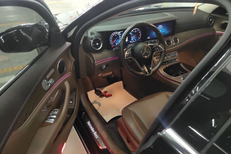 Used Mercedes-Benz E-Class 2022 Revised Version E 300 L Fashion Edition Driver Seat