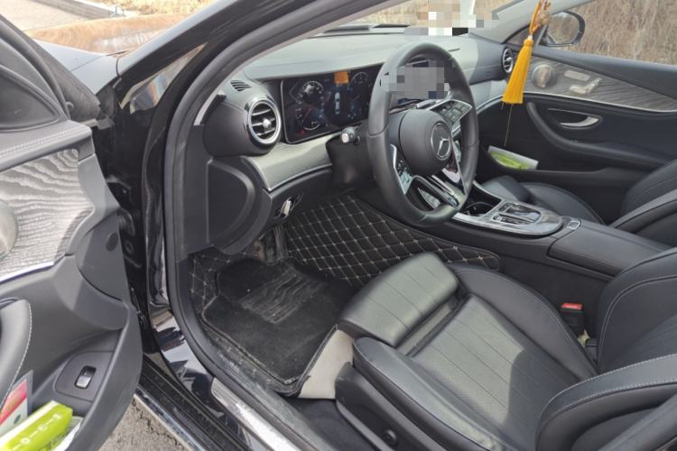 Used Mercedes-Benz E-Class 2022 E 260 L 4MATIC Driver Seat