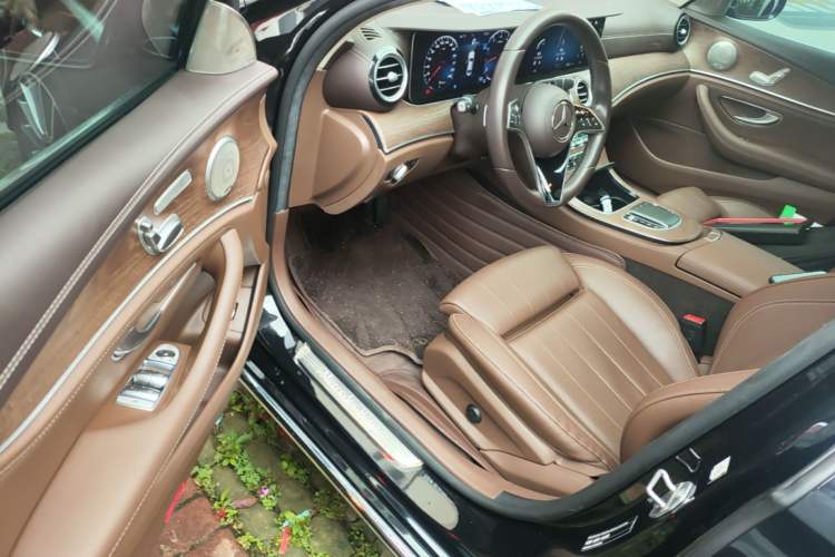 Used Mercedes-Benz E-Class 2022 Second Facelift E 260 L Driver Seat