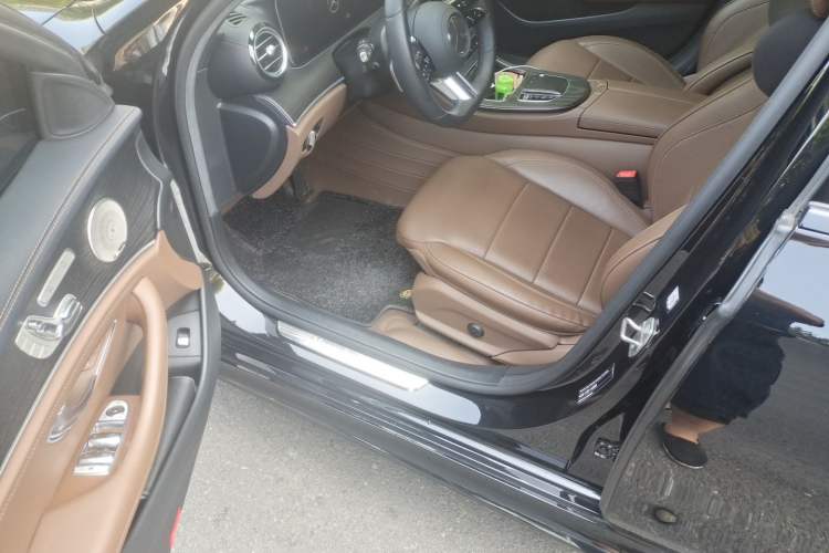 Used Mercedes-Benz E-Class 2022 E 300 L Sport Luxury Edition Driver Seat