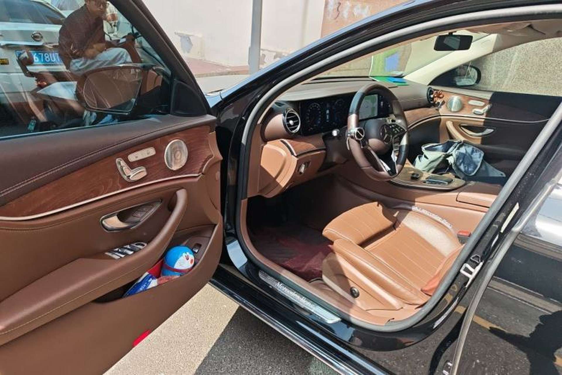 Used Mercedes-Benz E-Class 2022 Second Facelift E 300 L Luxury Edition Driver Seat