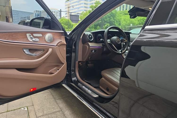 Used Mercedes-Benz E-Class 2022 Second Facelift E 300 L Prestige Edition Driver Seat