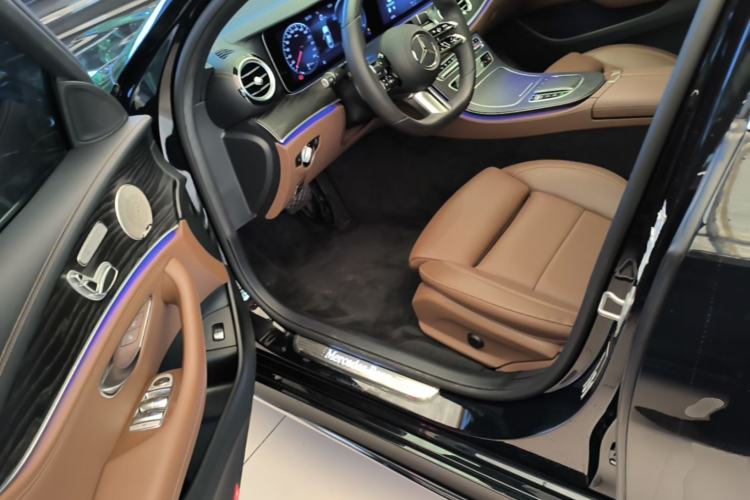 Used Mercedes-Benz E-Class 2022 Revised E 300 L Sport Luxury Edition Driver Seat
