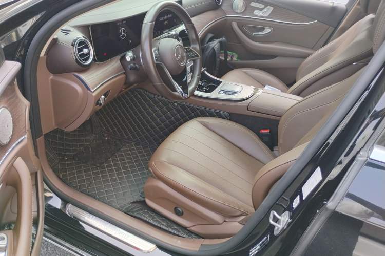 Used Mercedes-Benz E-Class 2022 Revised Version E 300 L Luxury Edition Driver Seat