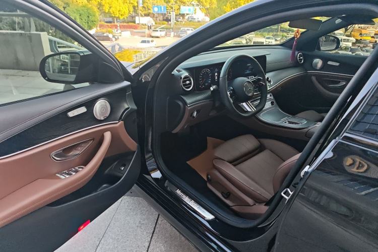 Used Mercedes-Benz E-Class 2022 E 300 Stylish Sports Edition Driver Seat