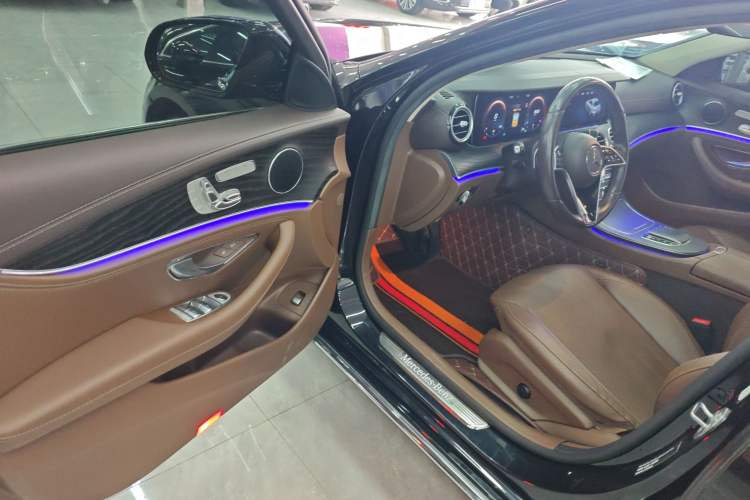 Used Mercedes-Benz E-Class 2022 Revised Version E 300 L Fashion Edition Driver Seat