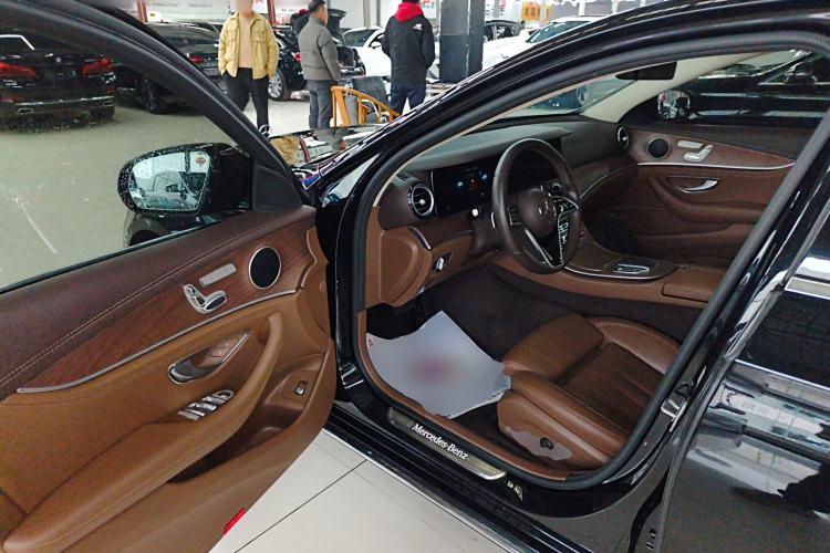 Used Mercedes-Benz E-Class 2022 Updated E 300 L Stylish Edition Driver Seat