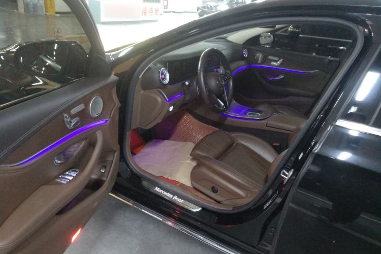 Used Mercedes-Benz E-Class 2022 Updated E 300 L Luxury Edition Driver Seat