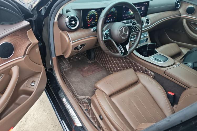 Used Mercedes-Benz E-Class 2022 E 260 L Driver Seat