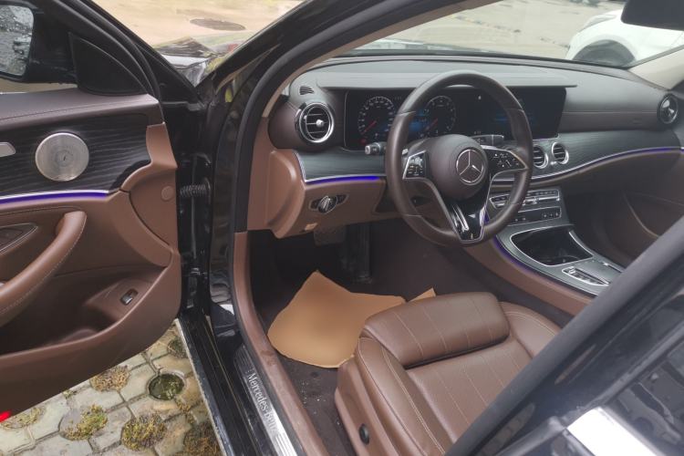Used Mercedes-Benz E-Class 2022 Second Facelift E 300 L Luxury Edition Driver Seat
